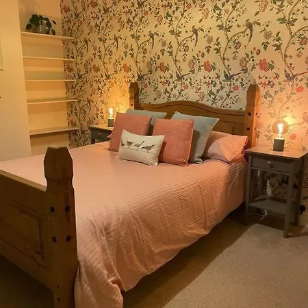 بيت للعطل Gloucester Rd 2 Mins Away - Fab, New, Trendy House بريستول