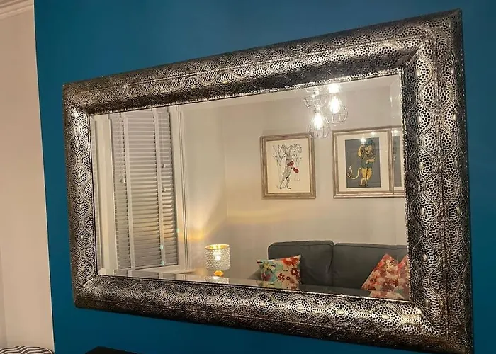 Gloucester Rd 2 Mins Away - Fab, New, Trendy House * Μπρίστολ